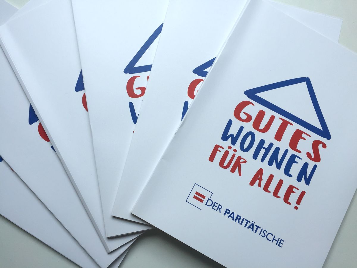 Bild mit Mappen