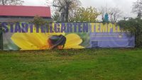 Das Bild zeigt einen Banner zum Stadtteilgarten Tempelhof